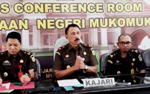 Dugaan Korupsi Jalan Tanah Rekah Terkuak, Jaksa Tetapkan Tiga Tersangka