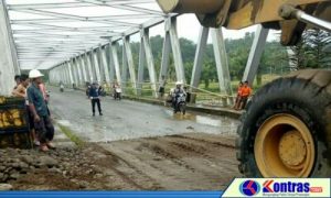 Hari Ini Jembatan Taba Tembilang Kembali Bisa Dilewati Kendaraan Roda Empat