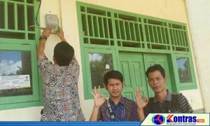 Petugas PLN ULP Arga Makmur Kembali Lakukan Pemutusan Listrik Di Gedung Milik Pemkab BU