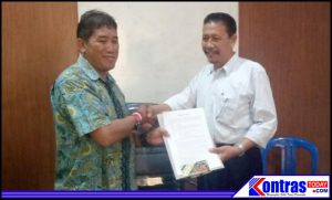 Warga Hibahkan Tanah Untuk Membangun Jalinbar Yang Putus Akibat Abrasi Air Laut