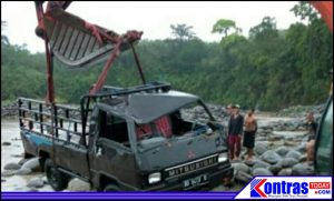 Sungai Senali Meluap, Mobil Warga Hanyut Terbawa Arus