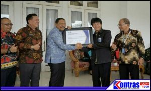 Bupati Mian Terima Penghargaan dari BPKP Bengkulu atas Prestasi Penyelenggaraan SPIP