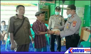 Polsek Lais Kembali Bagikan Sembako Beras Kepada Masyarakat Kurang Mampu