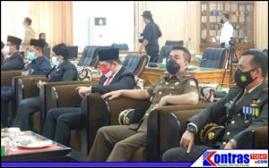 Di Ruang Rapat Paripurna DPRD BU Wabup Ikuti Pidato Kenegaraan HUT RI Ke-76