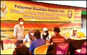 Pelayanan Kesehatan Bergerak Dinkes BU Kunjungi TPK Desa Lebong Tandai