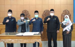 7 Fraksi DPRD Bengkulu Utara Setujui Perda Perumda Tirta Ratu Samban