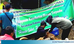 Dinas TPHP BU Gelar Pelayanan Kesehatan Hewan Terpadu di Padang Jaya
