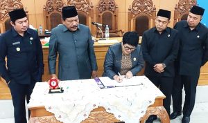 7 Fraksi DPRD Bengkulu Utara Setujui Raperda PLP2B Jadi Perda