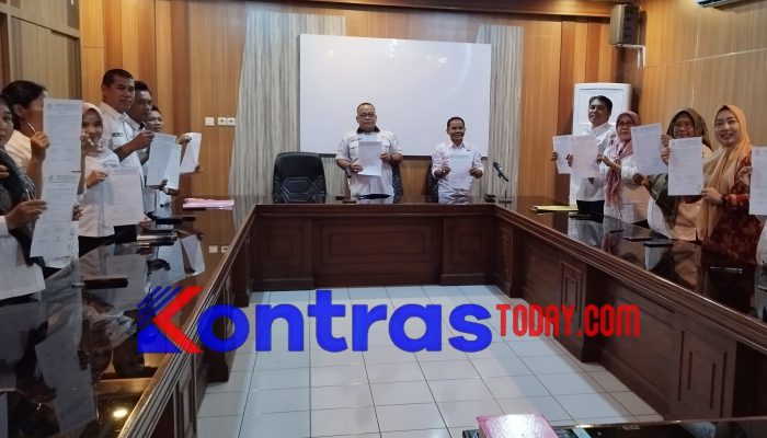 Sekwan Pimpin Langsung Penandatanganan Pakta Integritas ASN Sekretariat DPRD BU