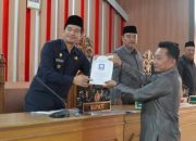 Raperda Perlindungan Disabilitas dan Raperda Perluasan Lapangan Kerja Disahkan Dalam Paripurna DPRD BU Menjadi Perda