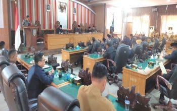 Fraksi DPRD Bengkulu Utara Sampaikan Pandangan Umum Terhadap Tiga Raperda