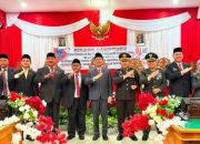 Mendengarkan Pidato Kenegaraan Presiden RI, Dilaksanakan DPRD BU Dalam Rapat Paripurna